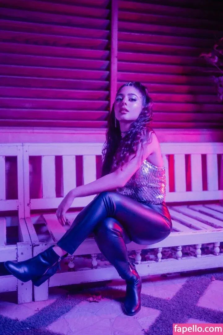 Mayan El Sayed Onlyfans Photo Gallery 