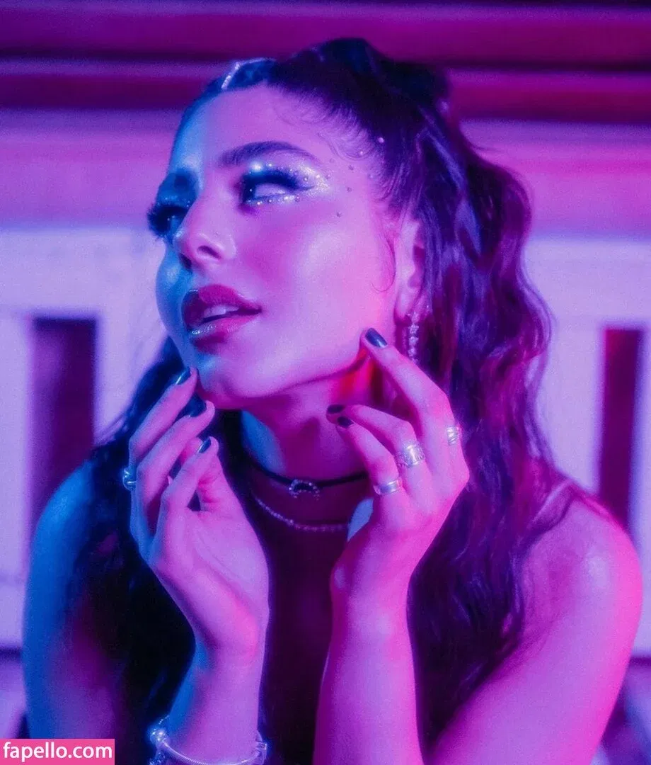 Mayan El Sayed Onlyfans Photo Gallery 