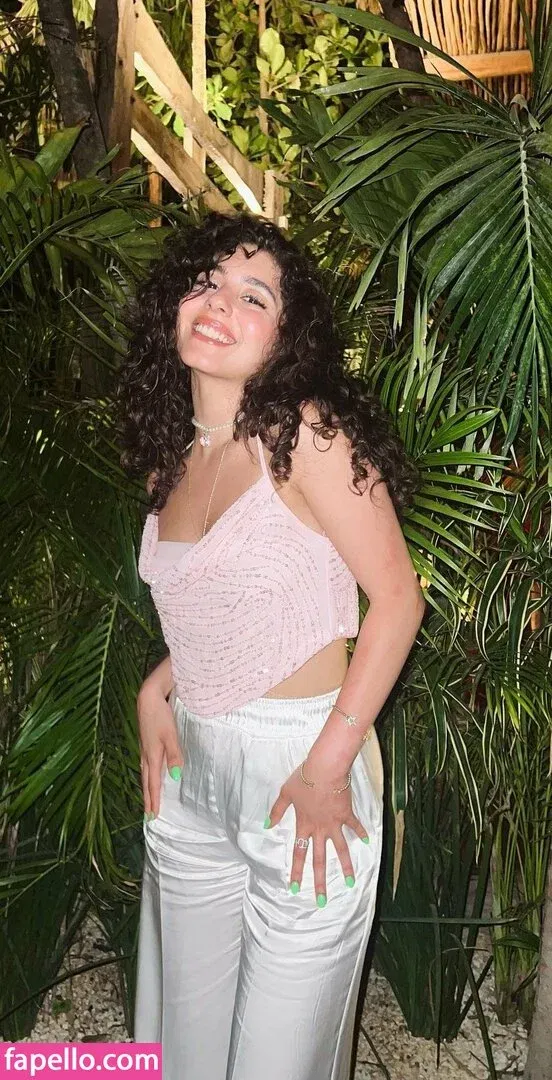 Mayan El Sayed Onlyfans Photo Gallery 