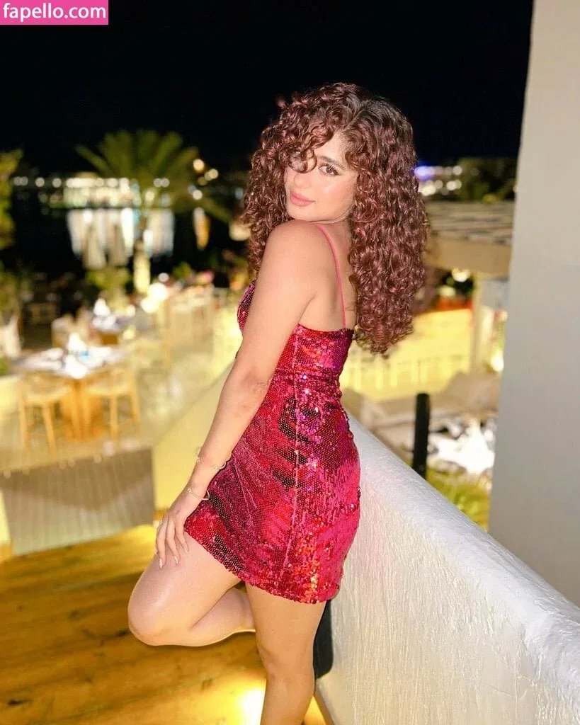 Mayan El Sayed Onlyfans Photo Gallery 