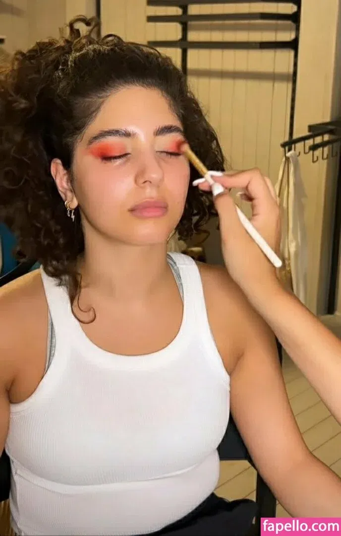 Mayan El Sayed Onlyfans Photo Gallery 