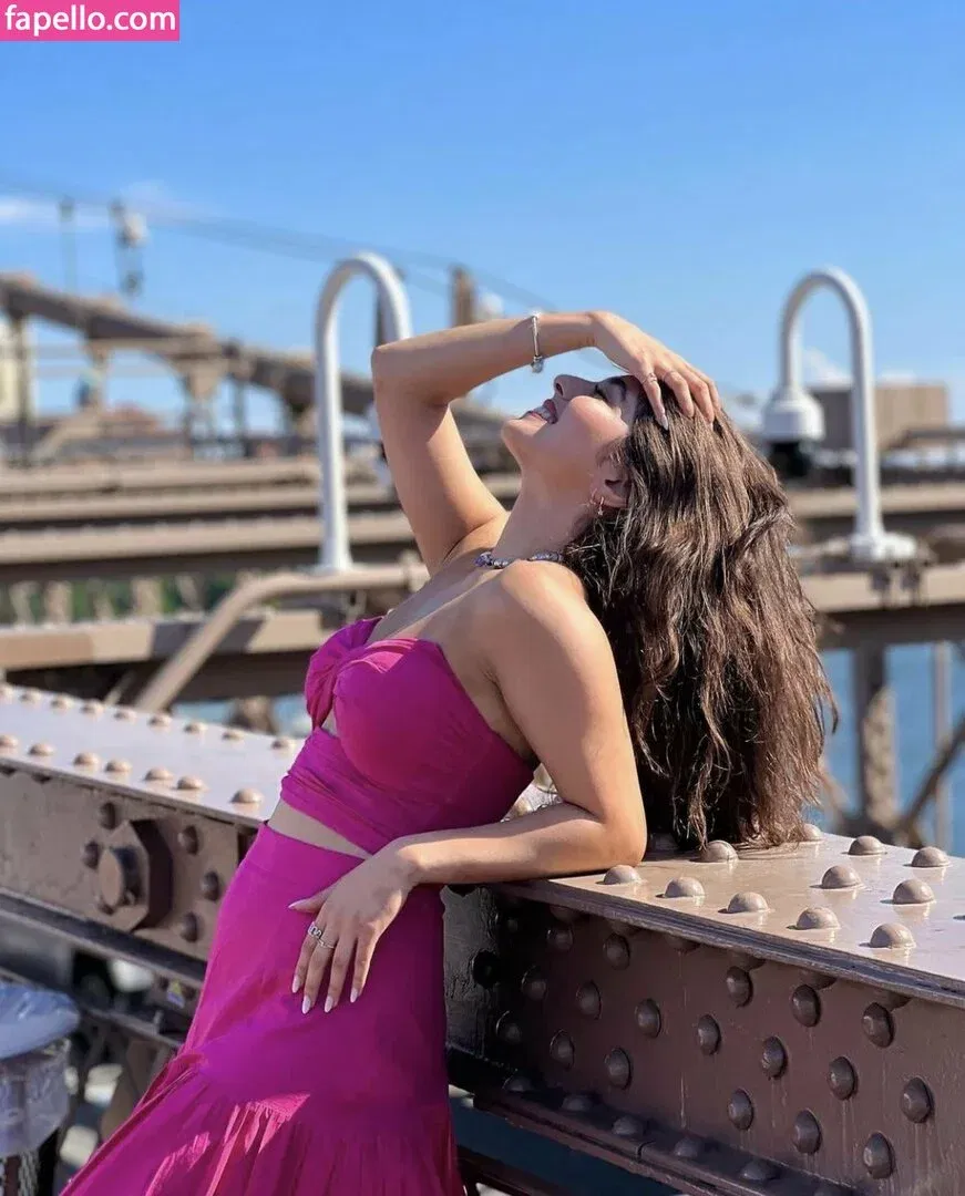 Mayan El Sayed Onlyfans Photo Gallery 