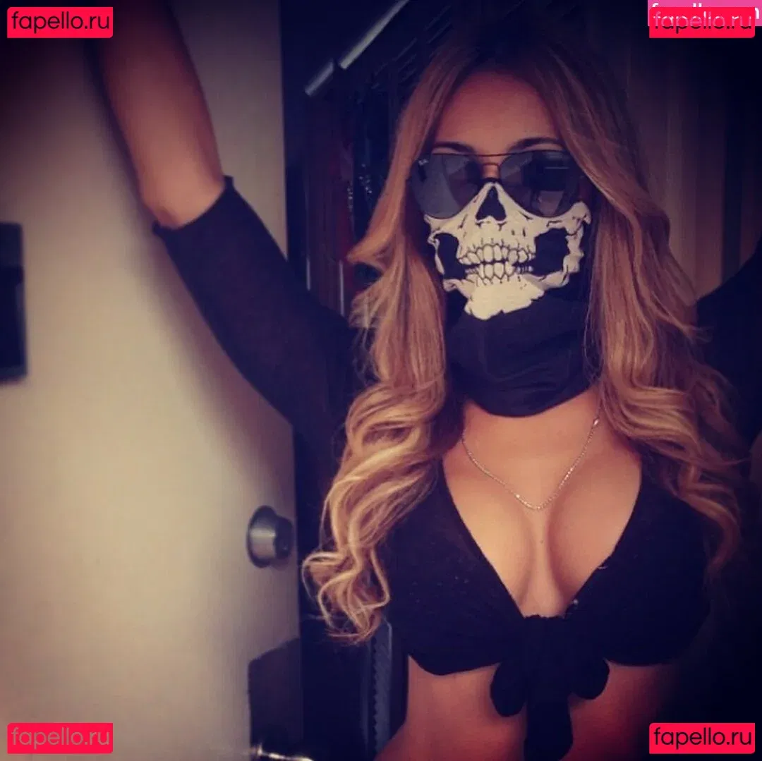 Lívia Gullo Onlyfans Photo Gallery 