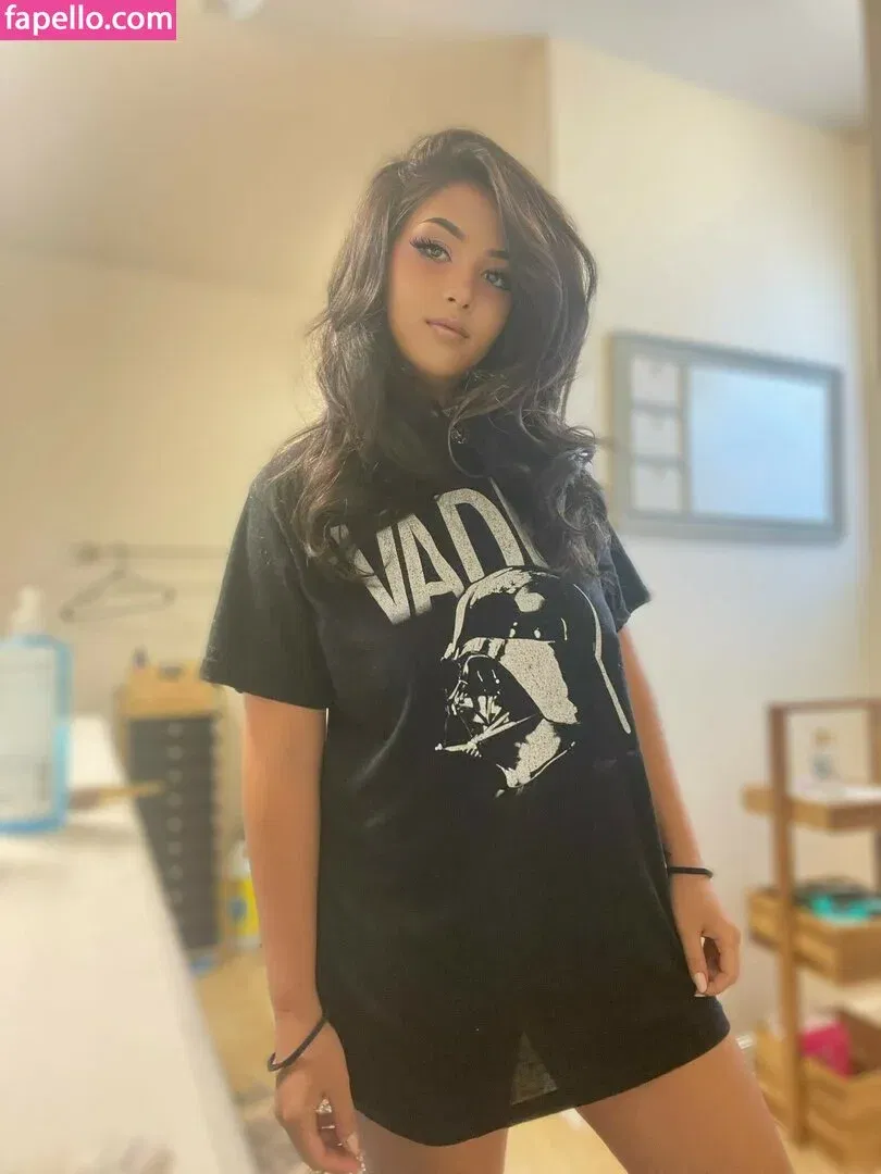 RebelleGame Onlyfans Photo Gallery 