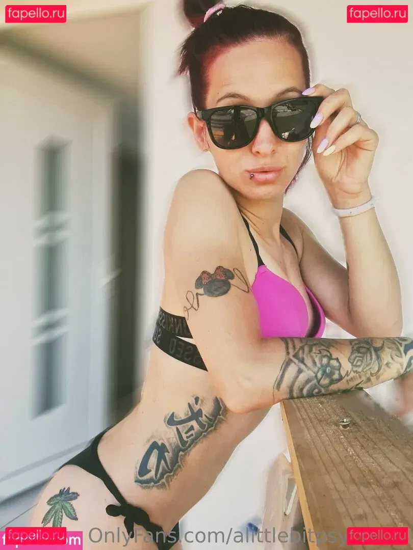 alittlebitpsycho98 Onlyfans Photo Gallery 
