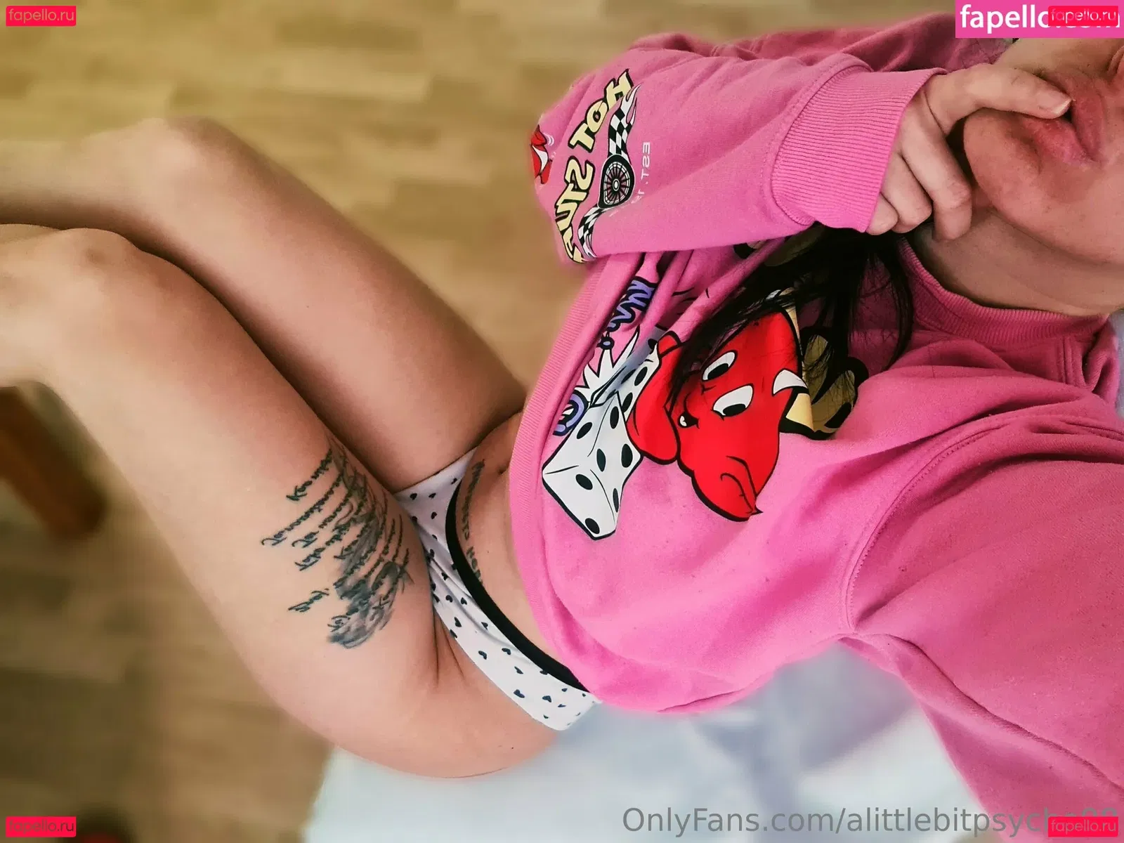 alittlebitpsycho98 Onlyfans Photo Gallery 