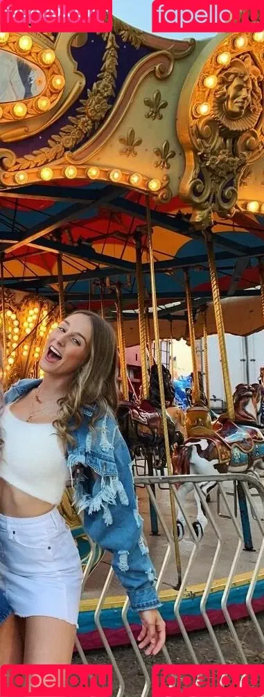 Tatum Tholen Onlyfans Photo Gallery 