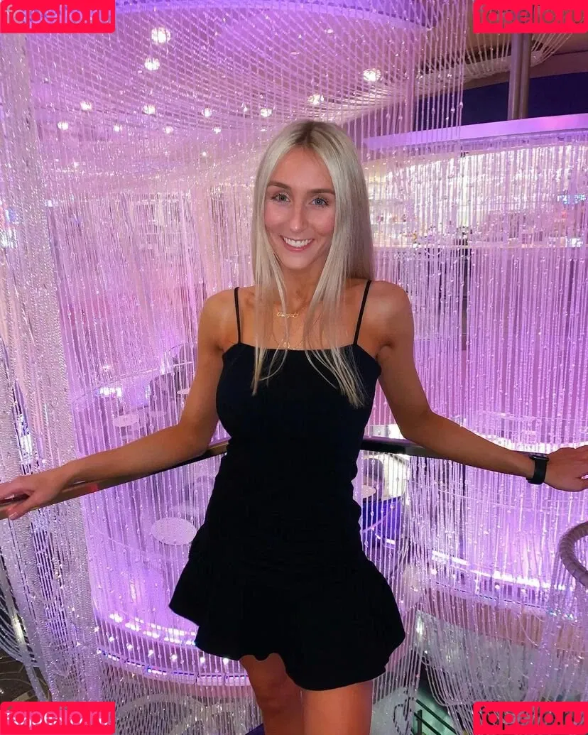 Tatum Tholen Onlyfans Photo Gallery 