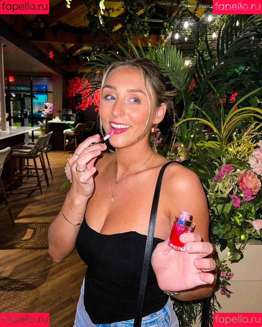 Tatum Tholen Onlyfans Photo Gallery 