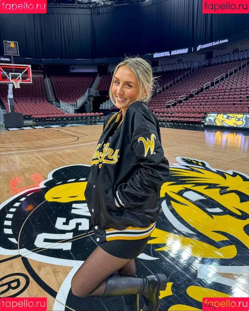 Tatum Tholen Onlyfans Photo Gallery 