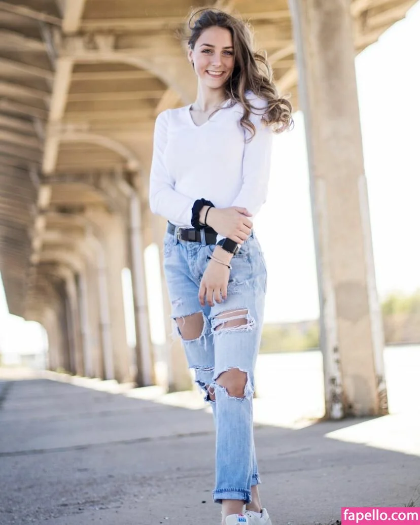 Tatum Tholen Onlyfans Photo Gallery 