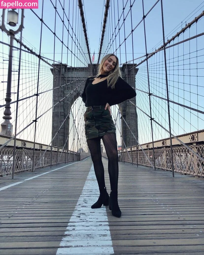 Tatum Tholen Onlyfans Photo Gallery 