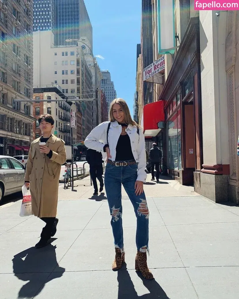 Tatum Tholen Onlyfans Photo Gallery 