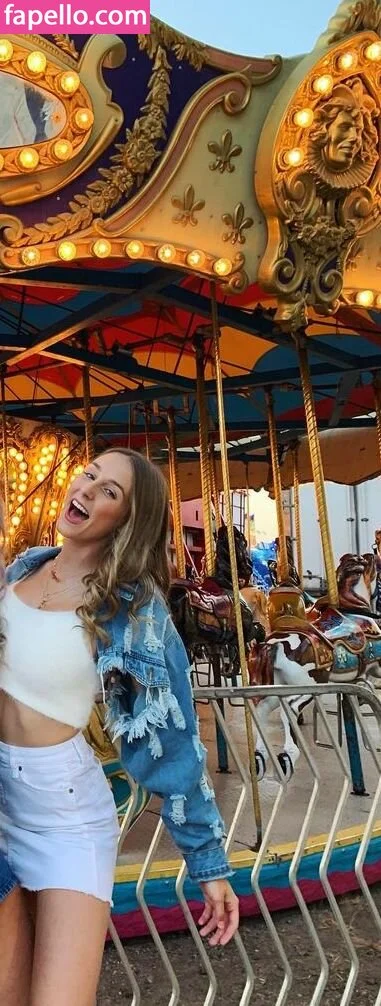 Tatum Tholen Onlyfans Photo Gallery 