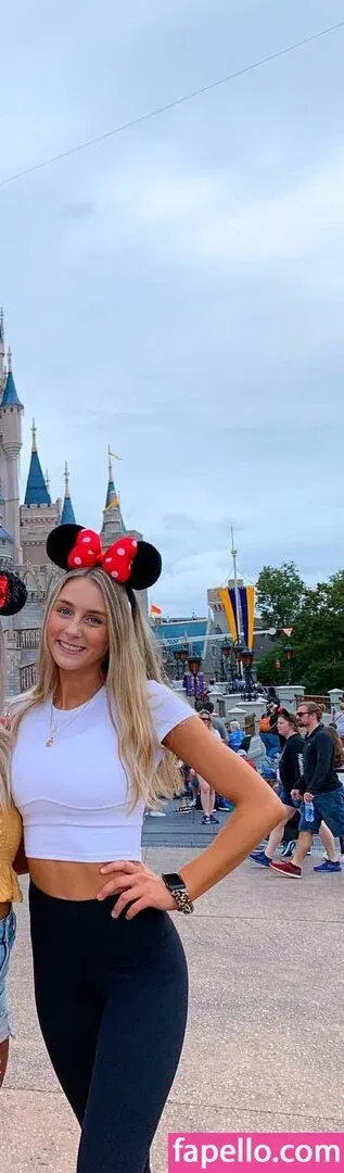 Tatum Tholen Onlyfans Photo Gallery 