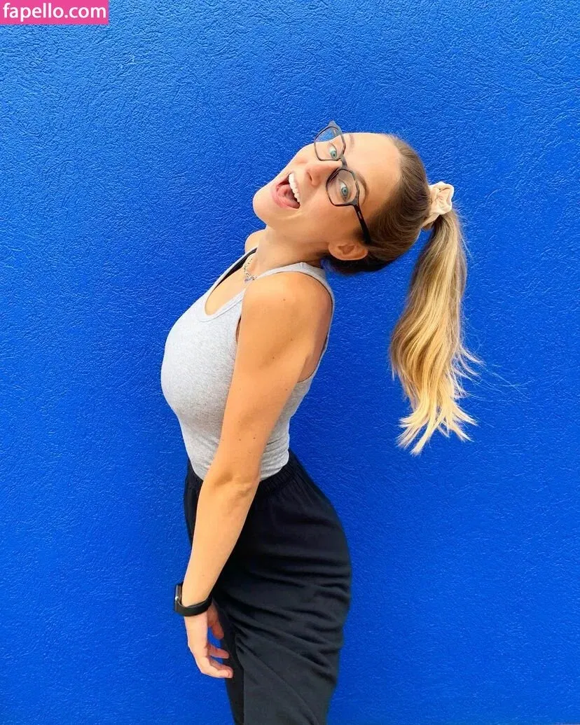 Tatum Tholen Onlyfans Photo Gallery 