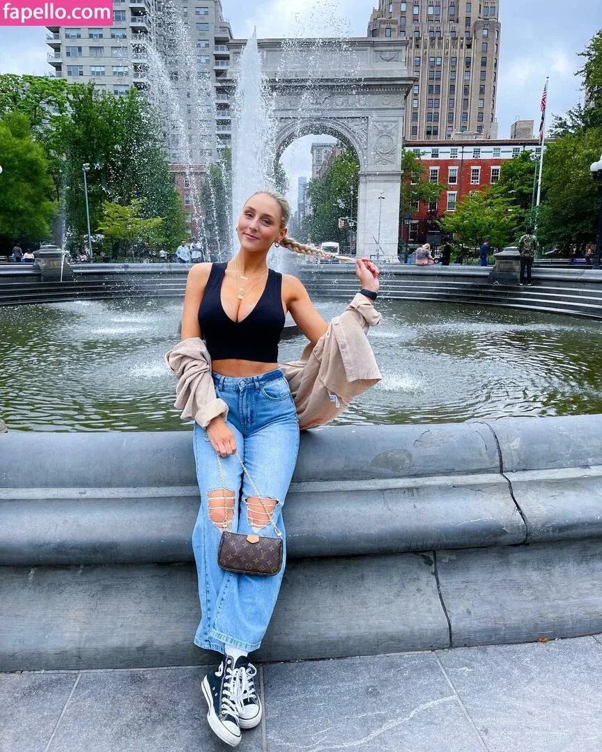 Tatum Tholen Onlyfans Photo Gallery 