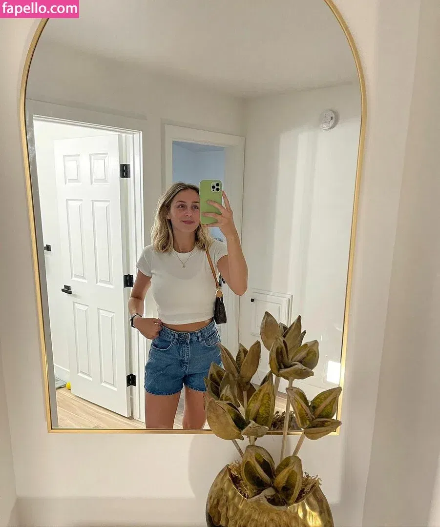 Tatum Tholen Onlyfans Photo Gallery 