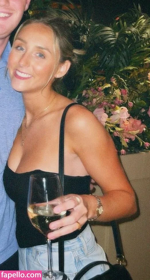 Tatum Tholen Onlyfans Photo Gallery 