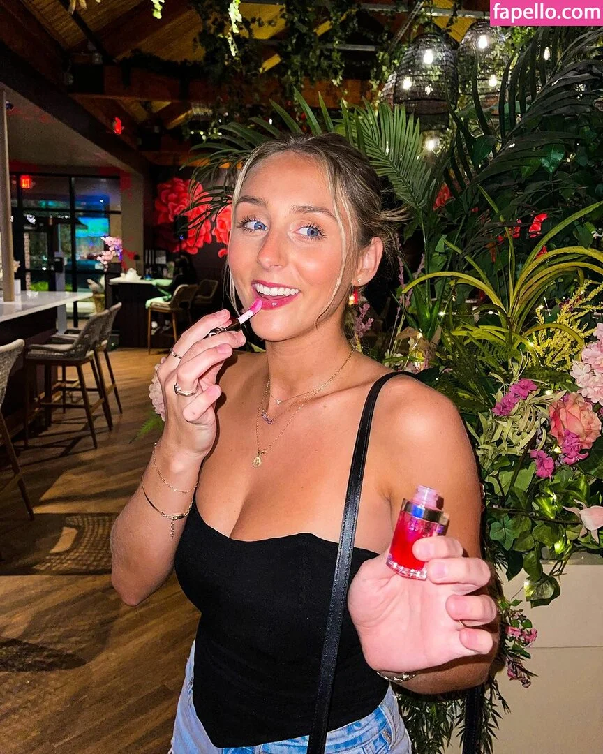 Tatum Tholen Onlyfans Photo Gallery 