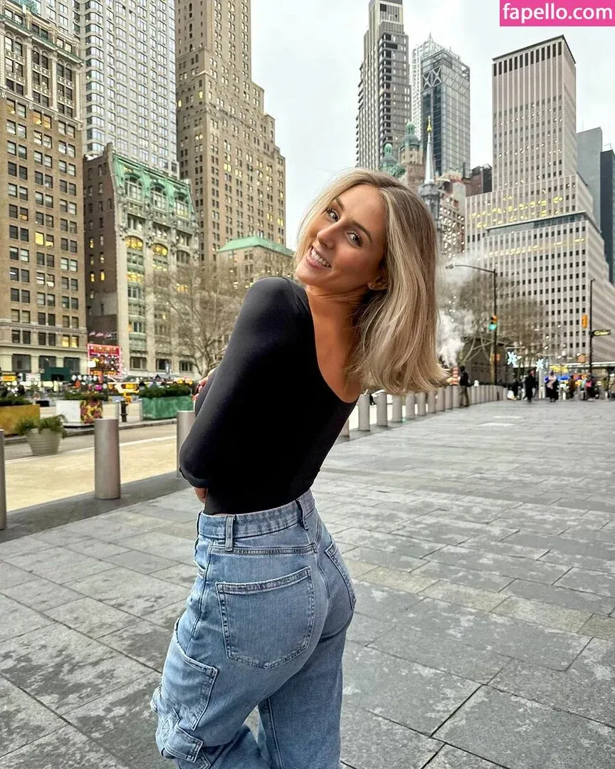 Tatum Tholen Onlyfans Photo Gallery 