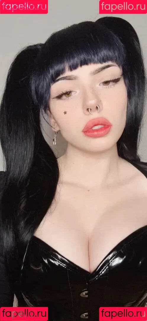 Emma Langevin Onlyfans Photo Gallery 