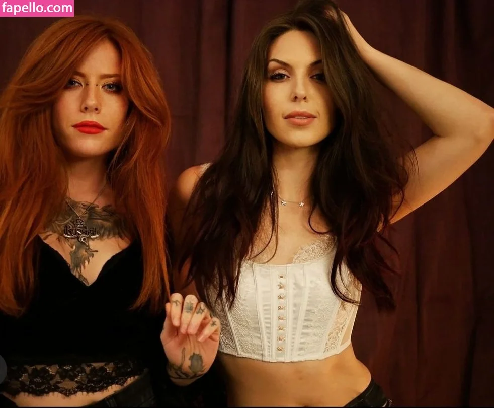 Ciny looney Onlyfans Photo Gallery 