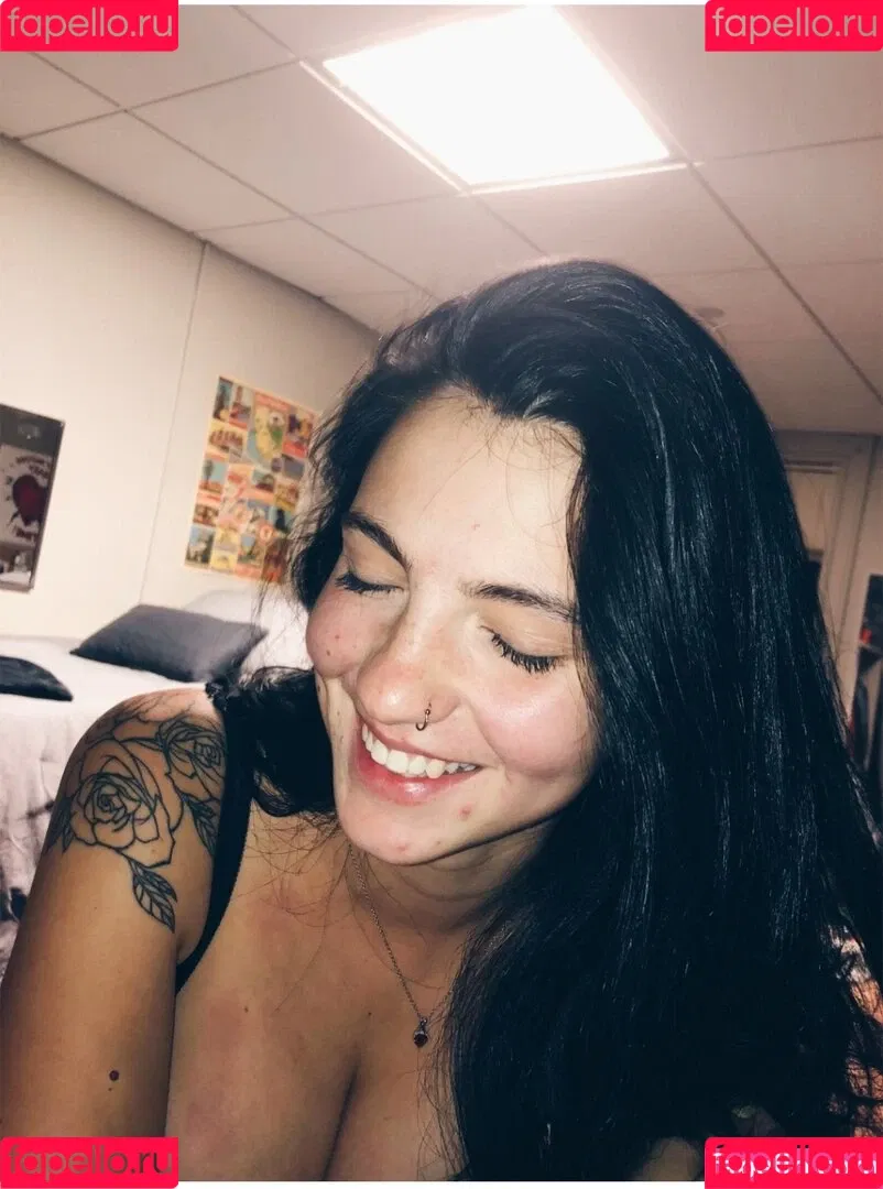 Noah Ivy Onlyfans Photo Gallery 