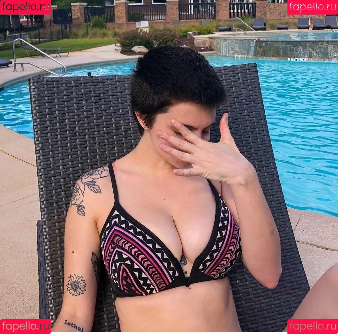 Noah Ivy Onlyfans Photo Gallery 