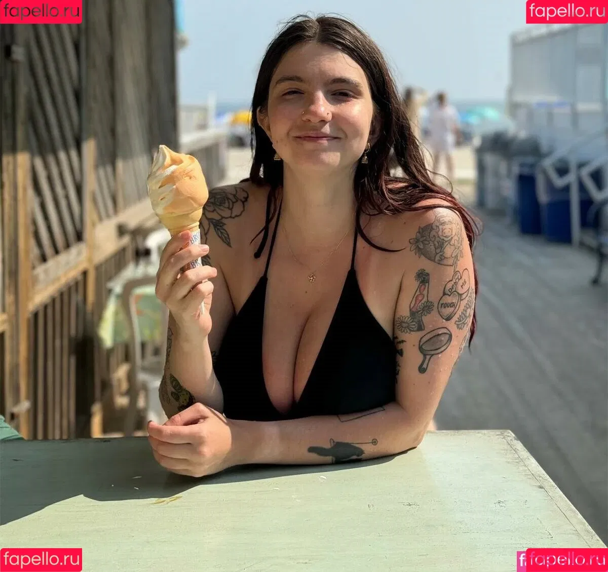 Noah Ivy Onlyfans Photo Gallery 