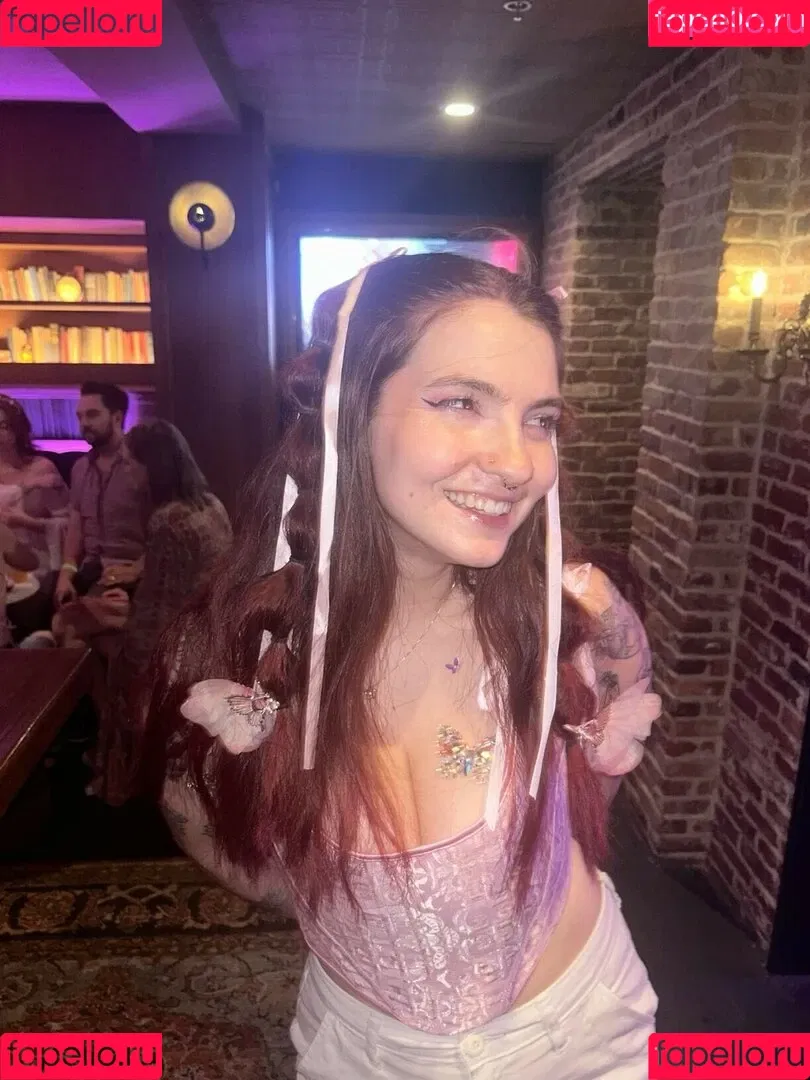 Noah Ivy Onlyfans Photo Gallery 