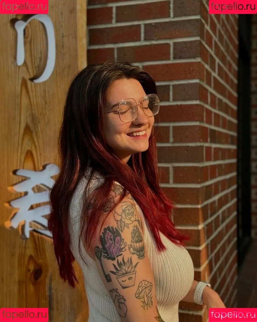 Noah Ivy Onlyfans Photo Gallery 