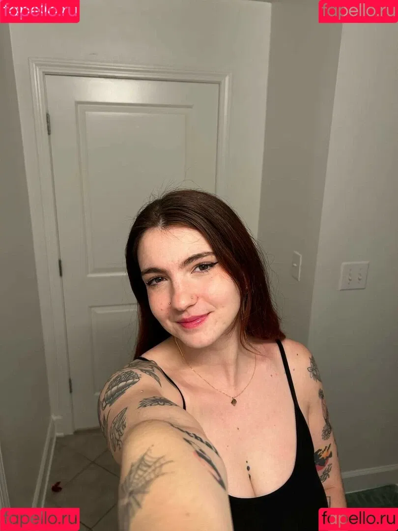 Noah Ivy Onlyfans Photo Gallery 
