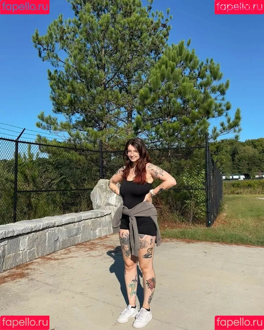 Noah Ivy Onlyfans Photo Gallery 