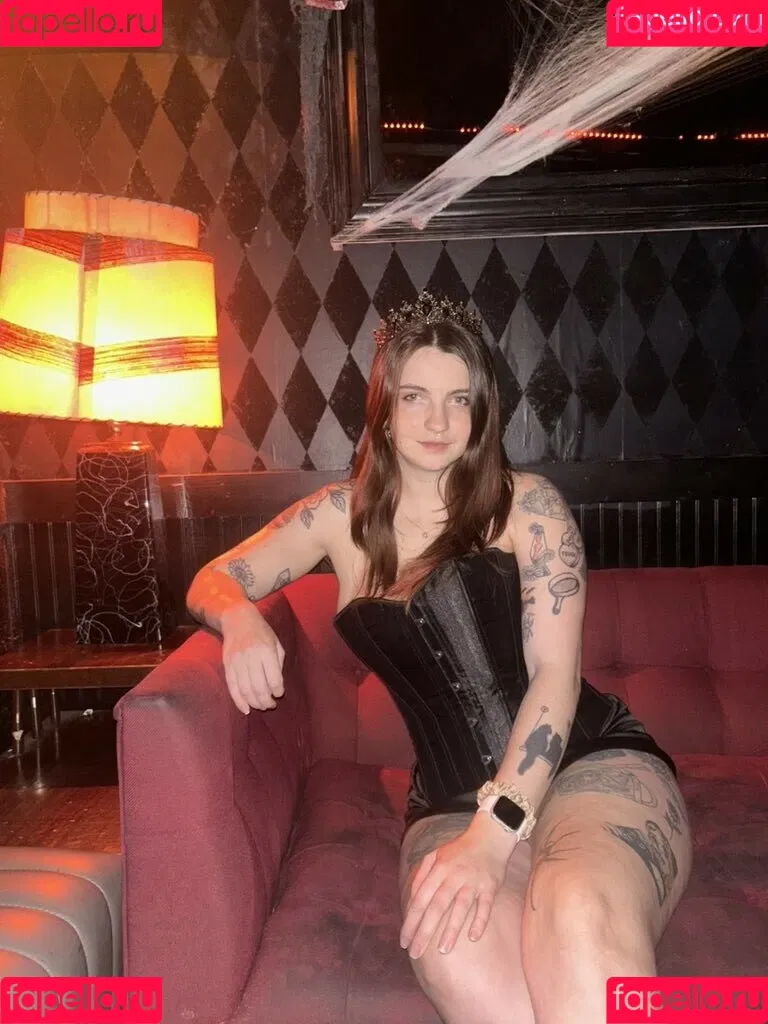 Noah Ivy Onlyfans Photo Gallery 