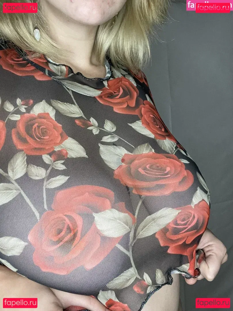 Noah Ivy Onlyfans Photo Gallery 