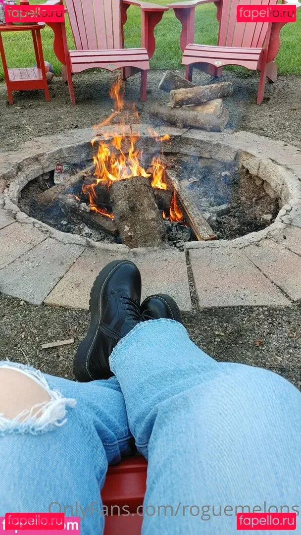 roguemelons Onlyfans Photo Gallery 