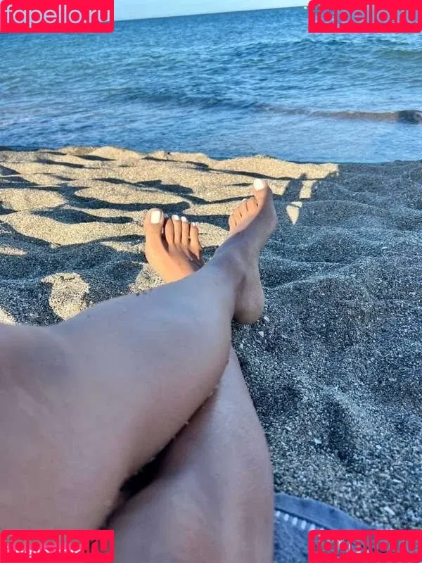 Isabela.Stillsinning Onlyfans Photo Gallery 