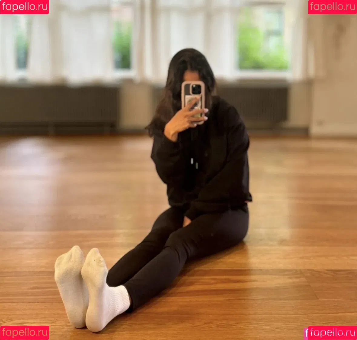 Isabela.Stillsinning Onlyfans Photo Gallery 