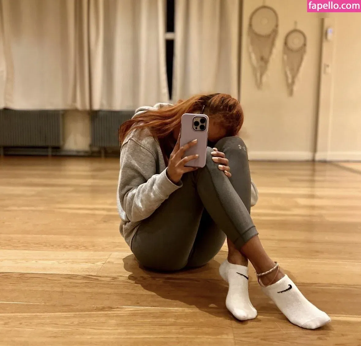 Isabela.Stillsinning Onlyfans Photo Gallery 