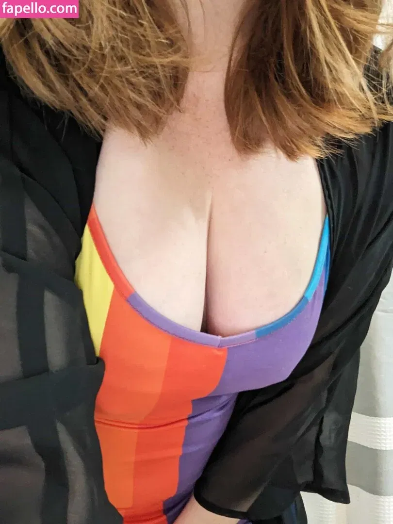 FrecklesAndFelines Onlyfans Photo Gallery 