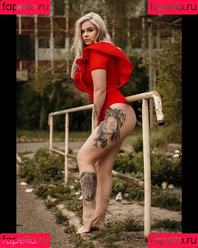 Tizeax Onlyfans Photo Gallery 