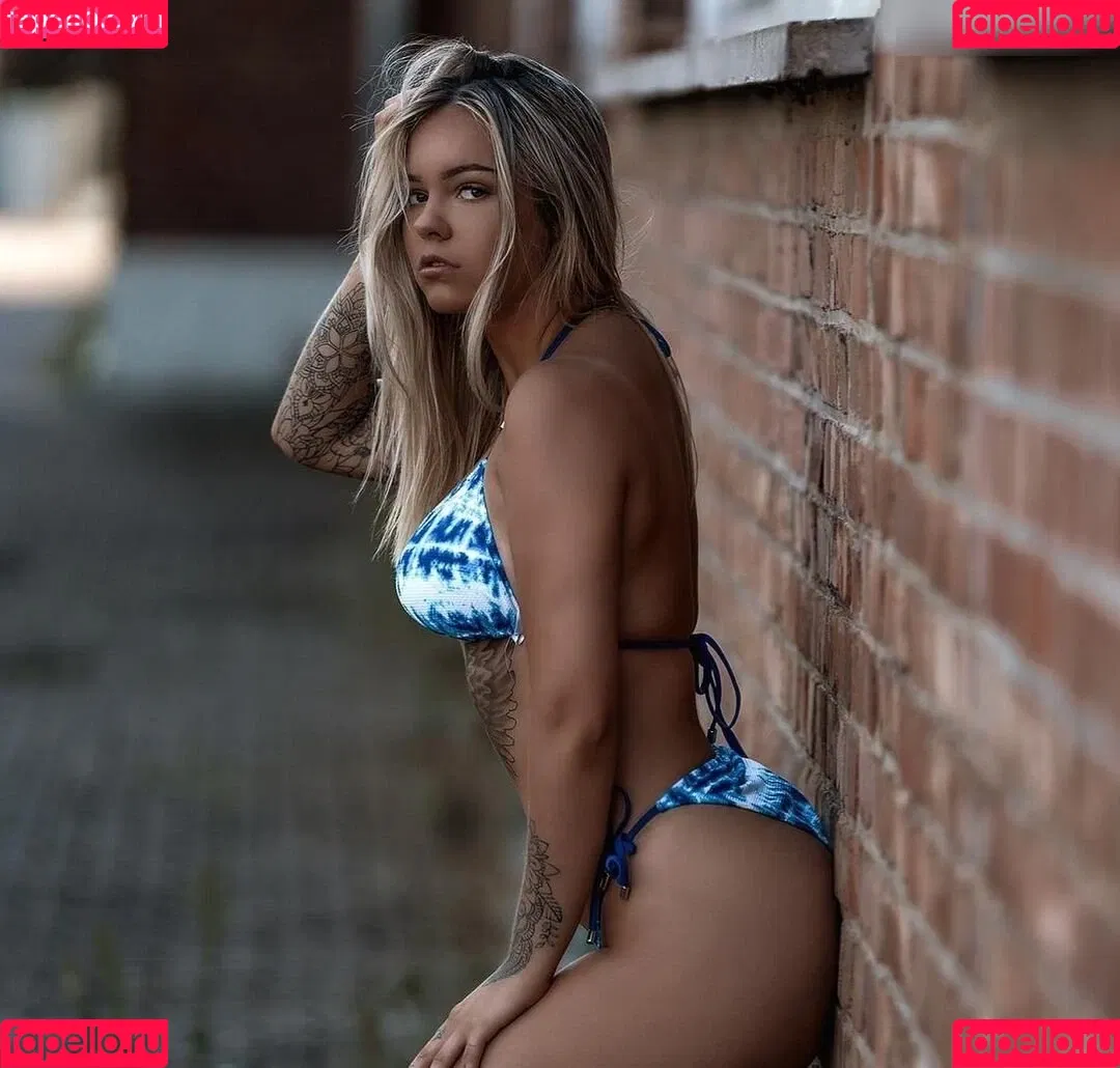Tizeax Onlyfans Photo Gallery 