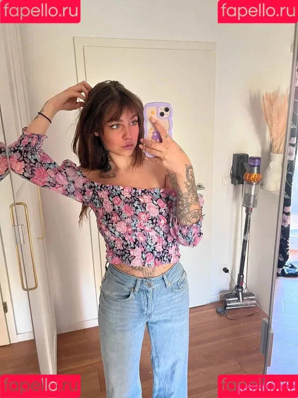 Tizeax Onlyfans Photo Gallery 
