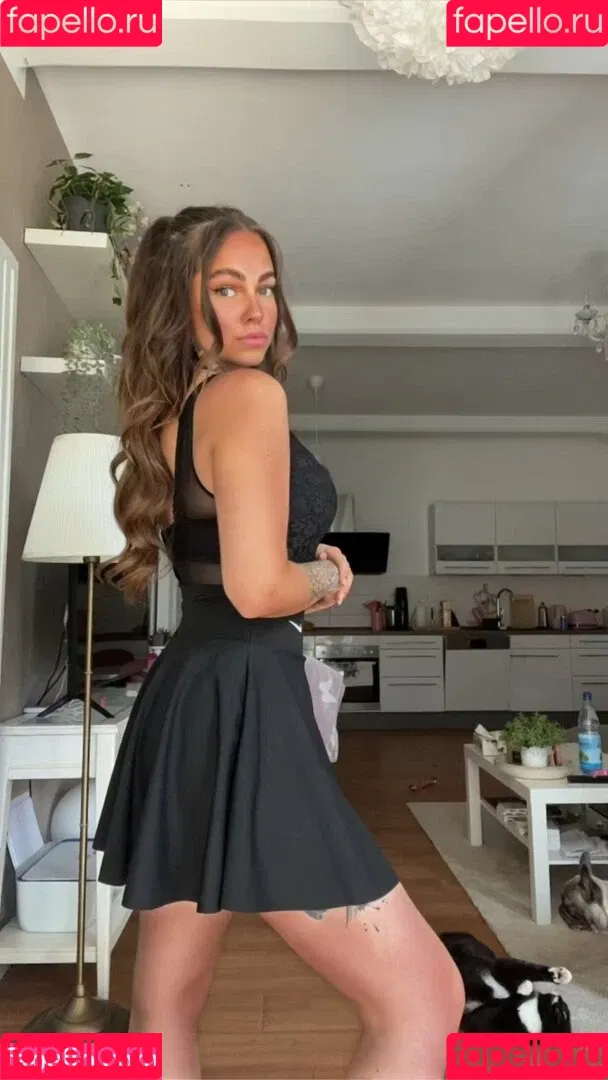 Tizeax Onlyfans Photo Gallery 