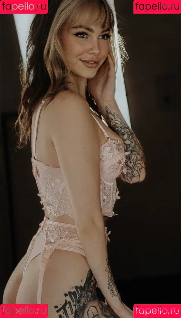 Tizeax Onlyfans Photo Gallery 