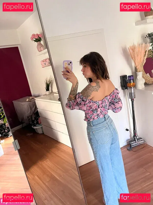 Tizeax Onlyfans Photo Gallery 