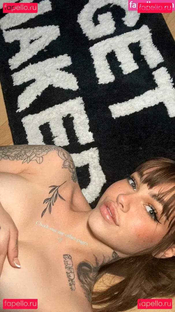 Tizeax Onlyfans Photo Gallery 