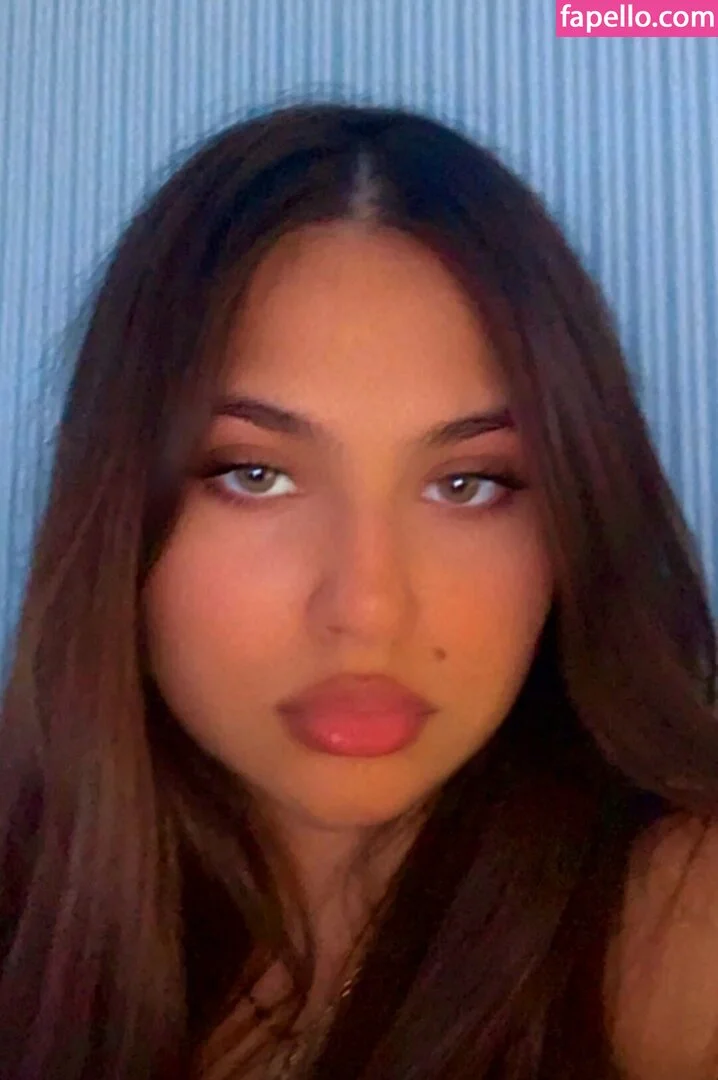 Novinhas Com Peitos Pequenos Onlyfans Photo Gallery 