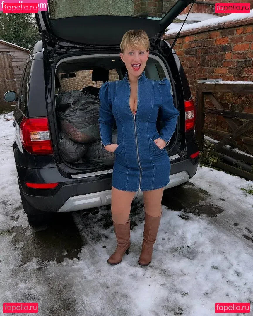 Hot News Weather Babes Onlyfans Photo Gallery 